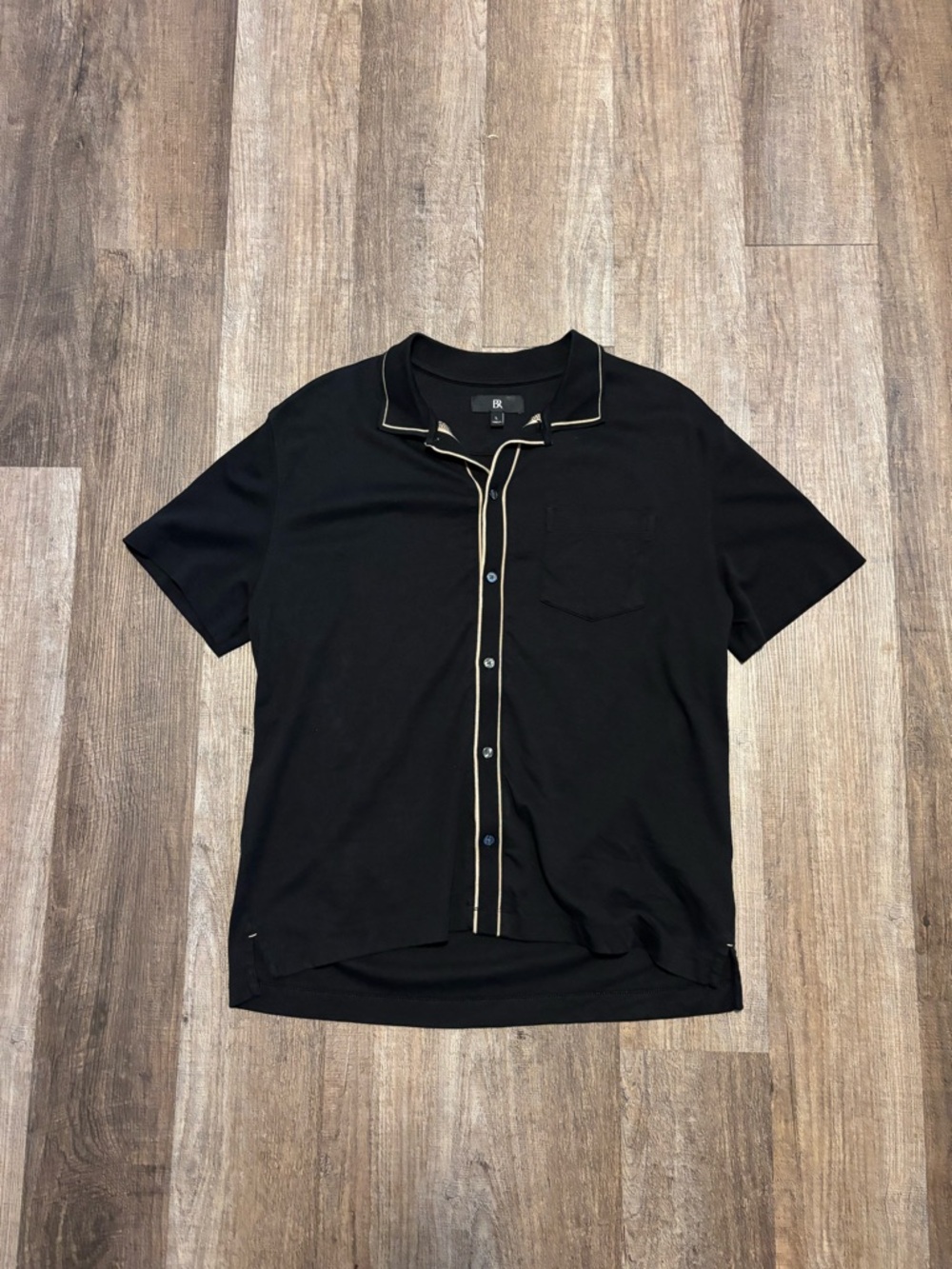 Banana Republic Black Short Sleeve Button-Down Shirt with Tan Piping